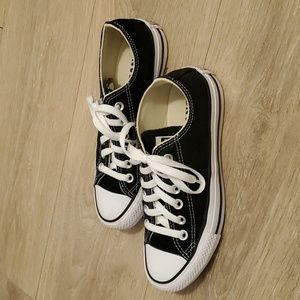 Converse Chuck Taylor All Star Low Top Sneaker - Black Size 6.5
